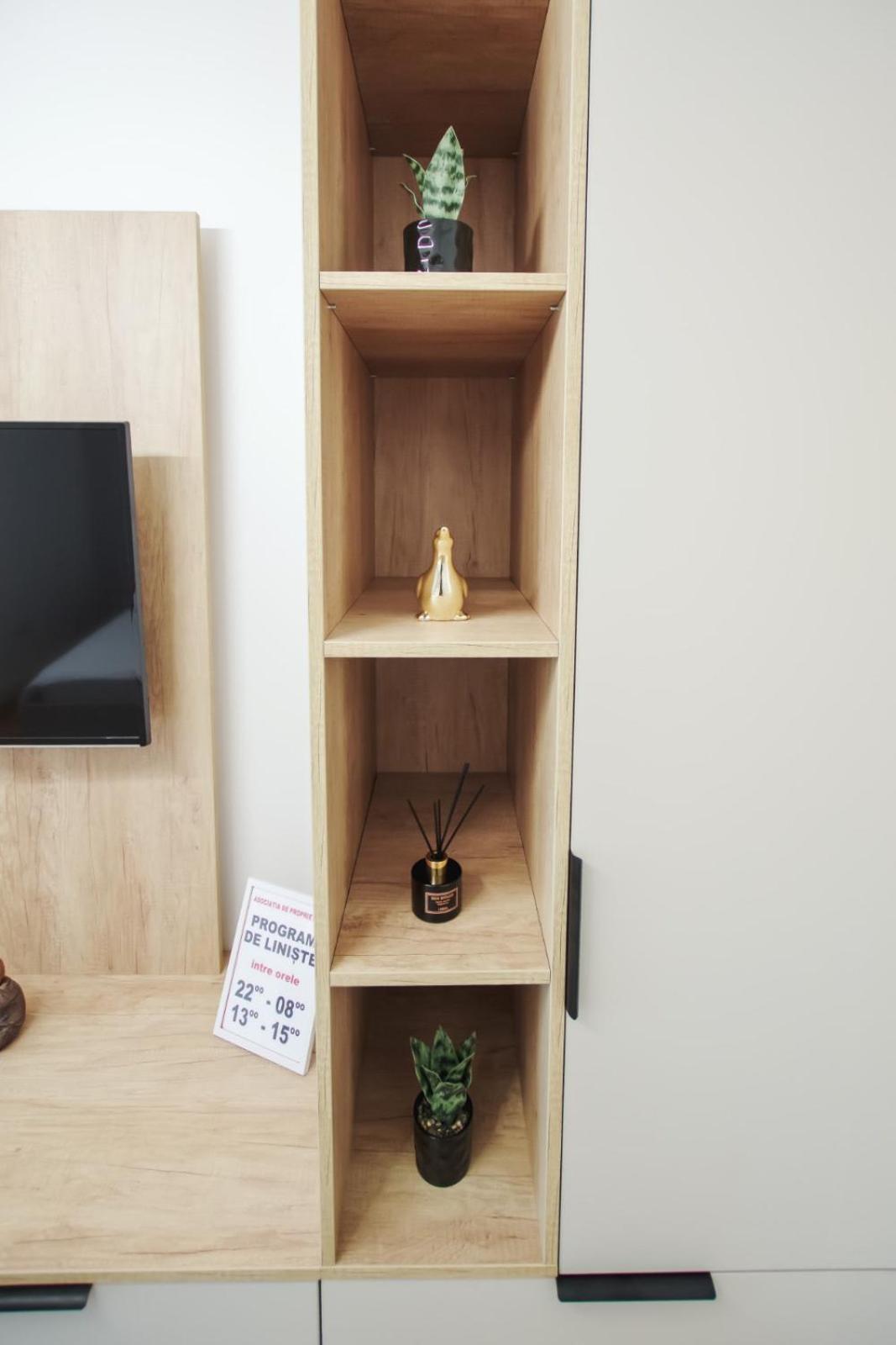 Himson-Blue Apartament Iasi Ngoại thất bức ảnh