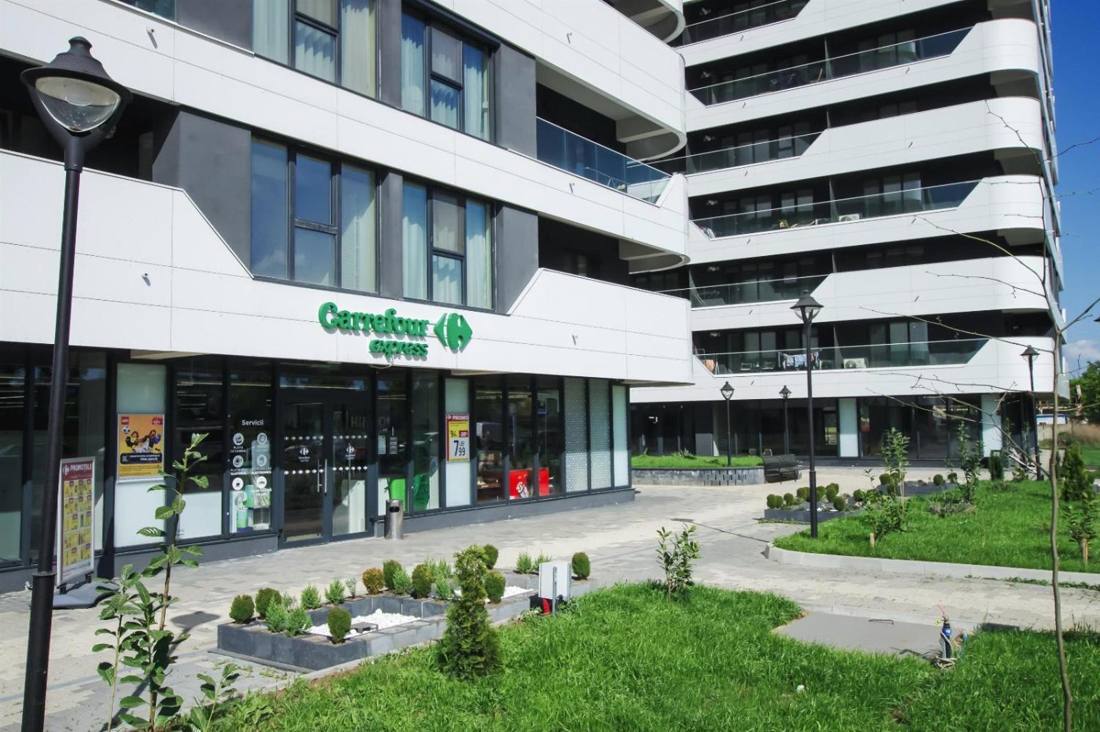 Himson-Blue Apartament Iasi Ngoại thất bức ảnh