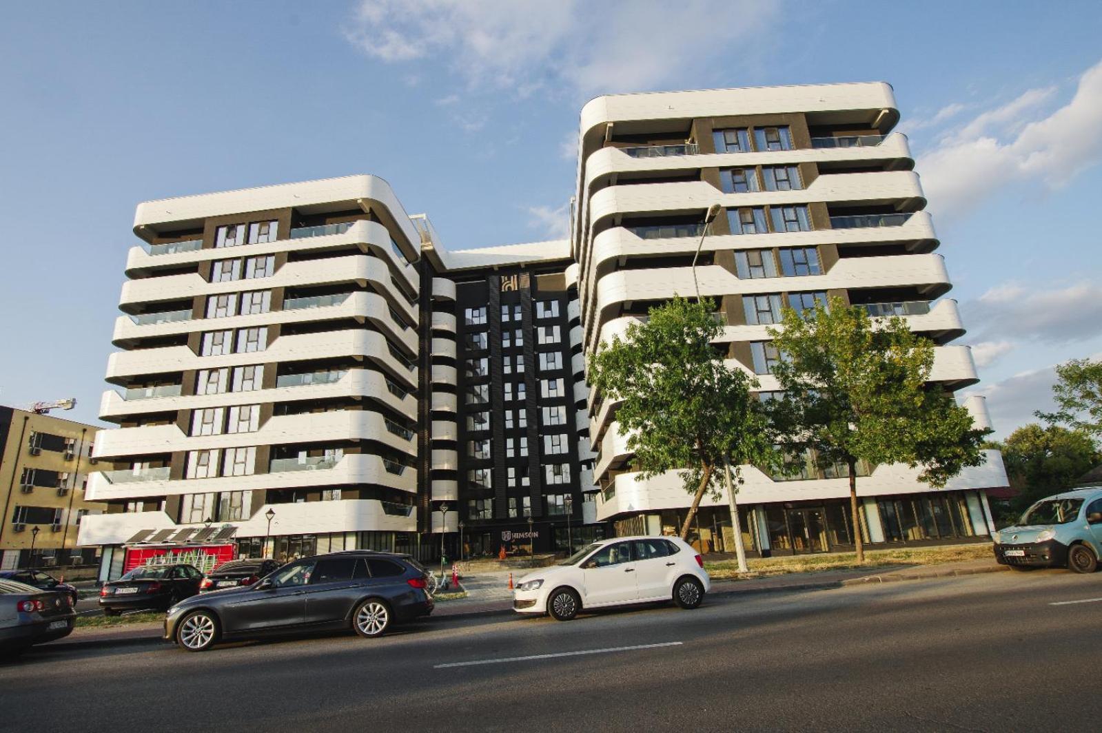 Himson-Blue Apartament Iasi Ngoại thất bức ảnh